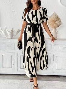 Flirla Plus Size Elegant All-Over Print Pleated Short Sleeve Dress, Summer - Black and White - View 4