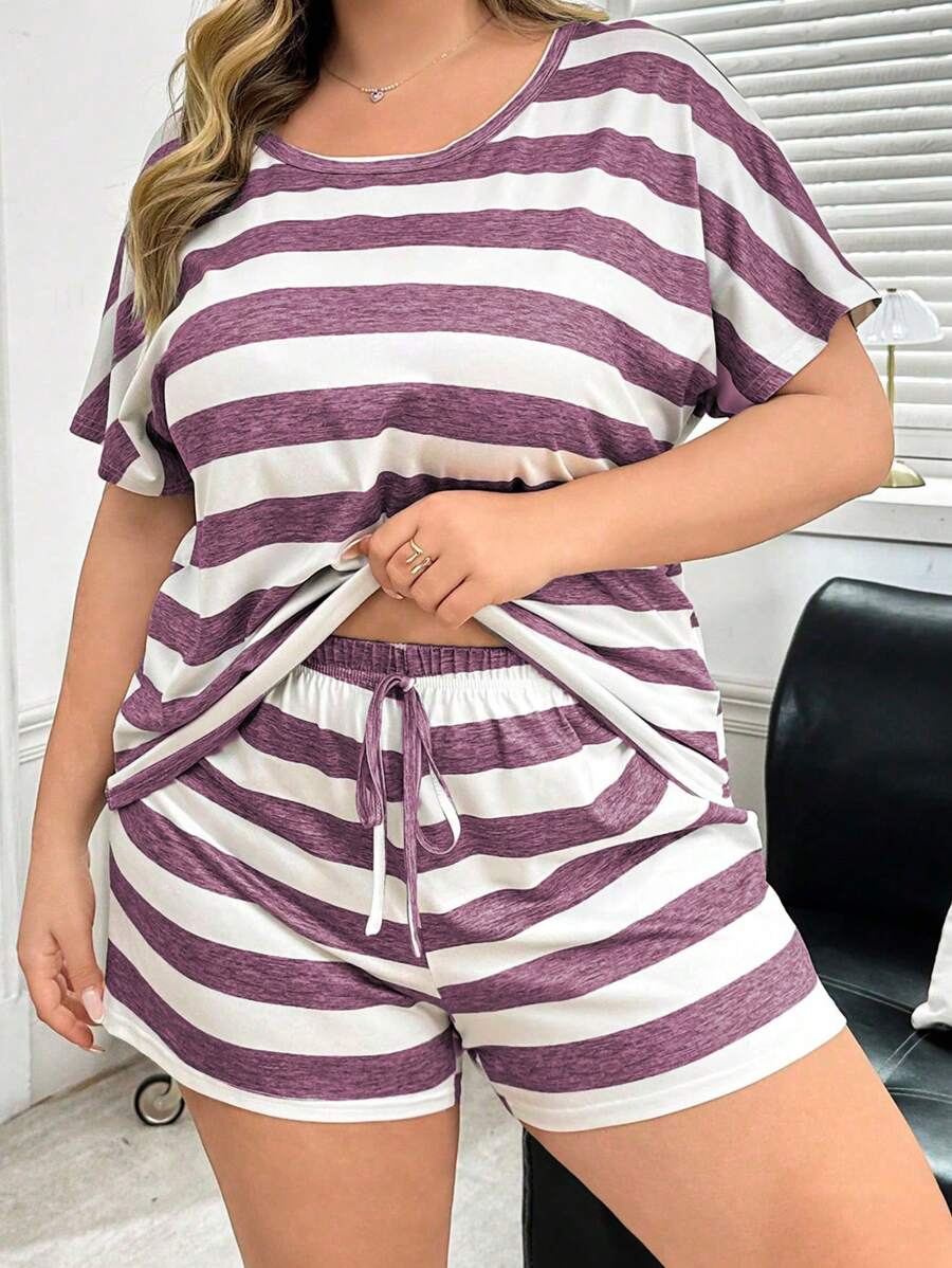 SHEIN Bộ đồ ngủ thường ngày họa tiết sọc tay cánh dơi cỡ lớn dành cho nữ và quần short, trang phục - Màu tím - Xem 1