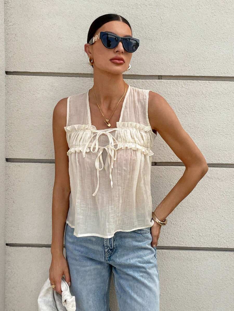 SHEIN Essnce 女士夏季纯色无袖前系带褶皱衬衫，飘逸上衣，海岛度假，蜜月女士，母亲节，透明上衣，奶油黄色