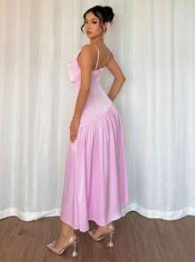 Islaluna فستان نسائي أحادي اللون ذو ياقة غير متماثلة، كم دون أكمام ، مطوي