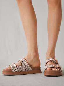 HighSole Sandalias planas de verano para mujer, sandalias romanas con suela gruesa, versátiles y cómodas para vacaciones y uso casual, sandalias de playa con suela gruesa y con hebilla metálica y tira posterior - Marrón - Ver 2