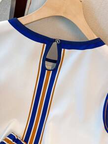 SHEIN LUNE 优雅通勤和度假风格简约休闲女装时尚畅销定位花卉百搭舒适面料圆领无袖背心和松紧腰短裤套装，白色，加大码，春夏秋 - 白色 - 查看 3