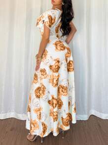 SHEIN VCAY CURVE Vestito maxi con scollo a V a volant con stampa floreale, estivo, per taglie comode