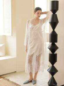 2 件女士优雅缎面蕾丝睡袍套装，迷人女士睡衣套装 - 白色 - 查看 1