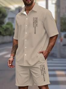 Manfinity Homme Conjunto de camisa de manga corta de color caqui con estampado de letras para hombre