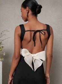 L'Amorae Elegantes Maxikleid mit offenem Rücken und Kontrastschleife für Hochzeitsgäste