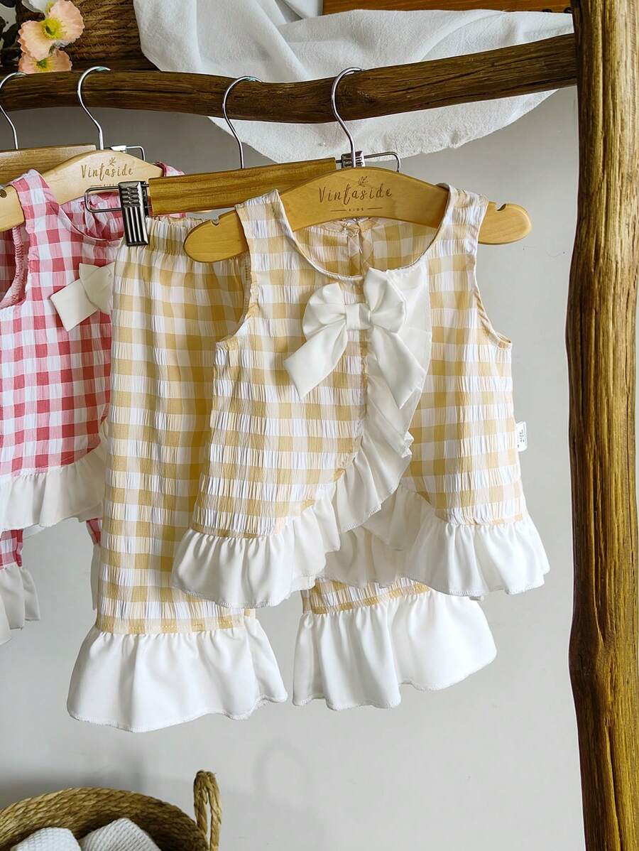 SHEIN Baby Girls' Yellow Gingham Ruffle Sleeveless Top And Pants Set: Adorable Polyester Outfit For Summer - Yellow - View 1