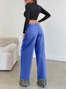 EURMUSE HIGH RISE WIDELEG JEANS WITH LEOPARD - Light Wash - View 2