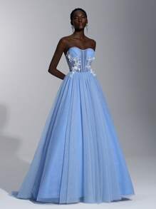 Elitara 优雅华丽的浅蓝色手工亮片立体贴花露肩腰部性感多鱼骨修身系带绳细节超大拖尾连衣裙适合约会派对单身派对度假正式场合晚宴礼服（重工款）、派对礼服、长袍、适合晚会、婚礼宾客 - 淺藍色 - 查看 1