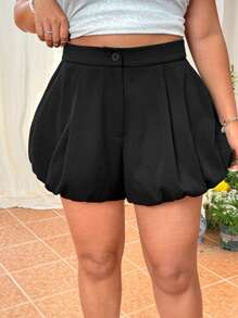 SHEIN EZwear Pantaloncini eleganti dalla taglia curvy, di colore tinta unita, con pieghe e bottoni, adatti per l'estate