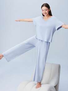 LUVLETTE Weicher TENCEL™ Modal Basis T-Shirt & Hose Loungewear, luftiges Pyjama-Set mit Taschen