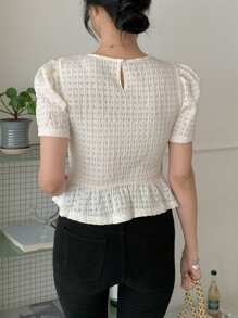 DAZY Women's Waist-Cinching Chic Blouse, Round Neck Short Puff Sleeve French Style Casual T-Shirt, Summer