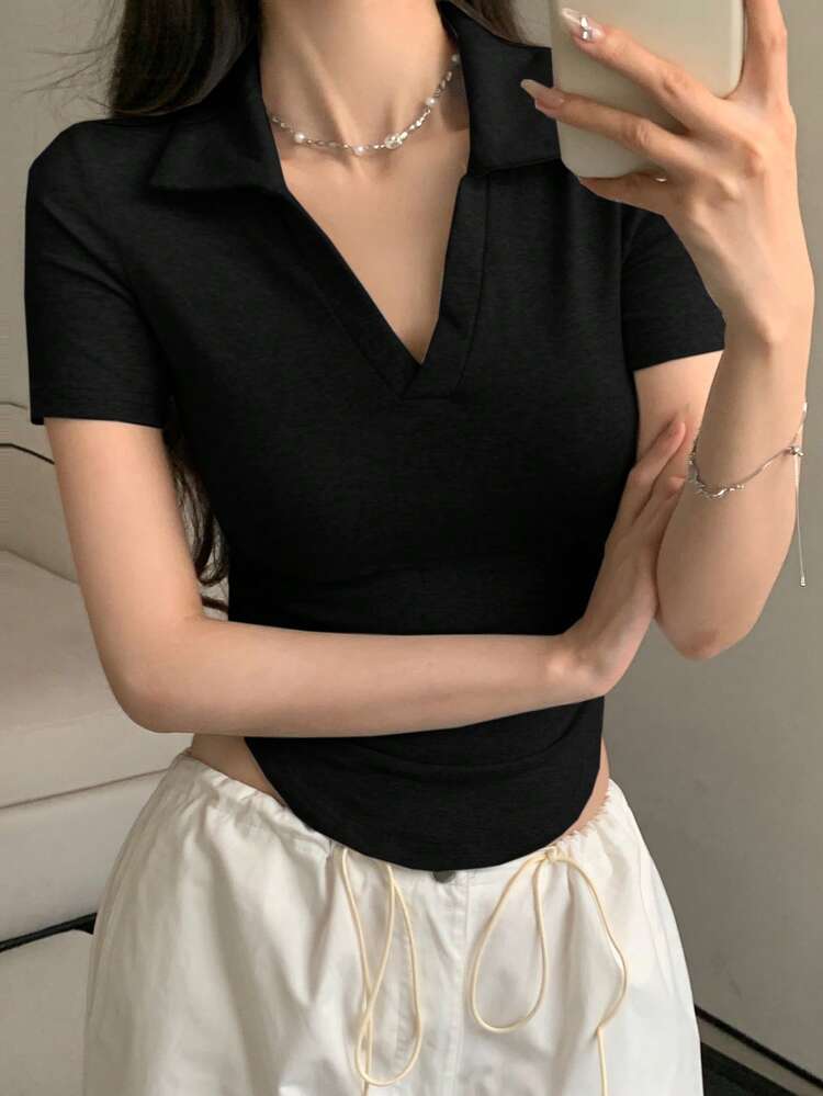 Women Summer Minimalist Classic Crew Neck Short Sleeve Fitted T-Shirt