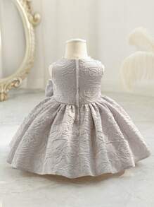 SHEIN Glamorique Kids 女婴提花玫瑰花蝴蝶结装饰无袖女婴婚礼派对生日礼服优雅女婴连衣裙 - 淺灰色 - 查看 2