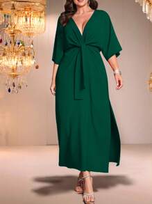 Cravure Plus Size Elegant Solid Color Waist-Cinched Long Dress - Green - View 1