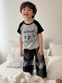 DAZY Young Boy Round Neck Short Sleeve T-Shirt With Raglan Sleeve And Pants Pajama Set - Grey - View 4