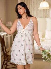 SHEIN Plus Size Romantic Lace Ruffle Ditsy Floral Splicing Deep V Bow Decor Nightgown Babydoll PerfectSummer - Apricot - View 3