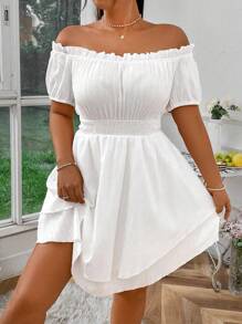 Sunnyshic Plus-size zomerjurk met off-shoulder, ruches, geplooide taille, pofmouwen en gelaagde zoom, vakantie- en strandoutfits voor vrouwen