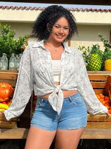 SHEIN EZwear Plus Size Spring Ditsy Floral Semi-Sheer Chiffon Blouse - Multicolor - View 3