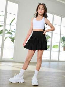 SHEIN Tween Girls Knit Black Skorts With Pleated Skirt, High Elasticity, Comfortable For Cycling, Running And Workout, Moisture Wicking & Sweat Absorbing Skirts For Teen Girls Young Girls Skirts Teen Girl Sets Skirt Girls Athletic Skirts Pleated Skirt Girls Skirts For Teen Girls Black - Black - View 3