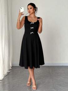 SHEIN LUNE Plus Size Women Casual Elegant Bow Decor Sleeveless Dress Graduation Dress Wedding Guest Dress Women - Black and White - View 1