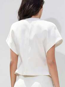 Aveloria Modichic Blusa de corte elegante con diseño bordado en la parte delantera - Blanco - Ver 2