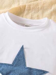 SHEIN Outfit casual da ragazza composto da t-shirt in denim con fiocco ricamato e pantaloncini in denim