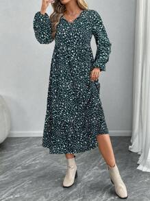 EMERY ROSE Women's Ditsy Floral Tie Collar Ruffle Hem Dress - Army Green - View 3