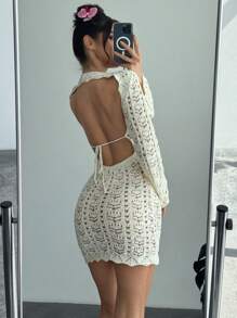 Firerie Strandresort-Stil gehäkeltes Cut Out körperbetontes rückenfreies Langarm-Sexy-Sweater-Kleid für Frauen
