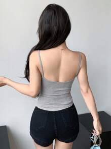 DAZY 花卉灰色修身吊带背心，半开襟，无袖设计，适合女士夏季 - 灰色 - 查看 3
