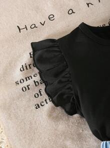 Girls Casual Daily Round Neck Short Sleeve Letter Print T-Shirt And Cherry Embroidery Elastic Waist Denim Shorts 2 Pieces Set, School, Campus, College