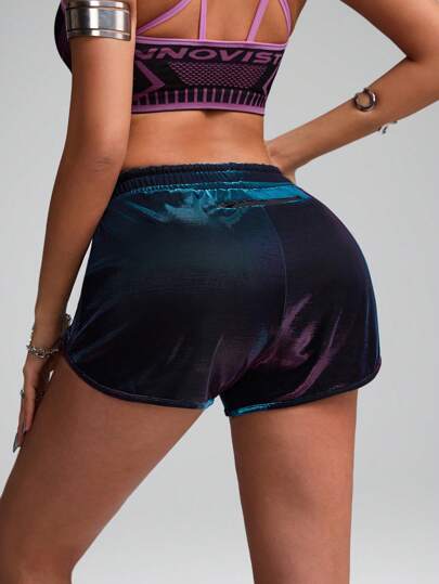 Innovista 轻盈运动短裤，运动修身款，弹力透气，适合有氧运动和训练，兼具奢华性能、骑行和跑步功能，带拉链口袋，内衬紧身裤，速干面料，撞色设计，光泽亮丽，金属质感，紫色，蓝色，举重，力量训练套装，哑铃，户外运动，有氧运动，瑜伽和普拉提，拳击秋季女装，清爽浅蓝色天鹅绒质感，实用时尚
