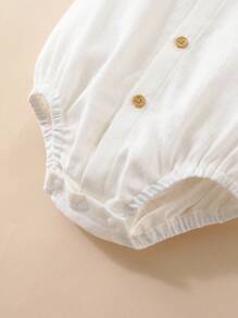 SHEIN Vintaside Kids 1件男婴休闲立领短袖荷叶边按扣连体衣，适合日常、度假和旅行，春夏季节，婴儿服装，新生儿连体衣，新生儿，婴儿，宝宝，1-24个月 - 彩色 - 查看 7