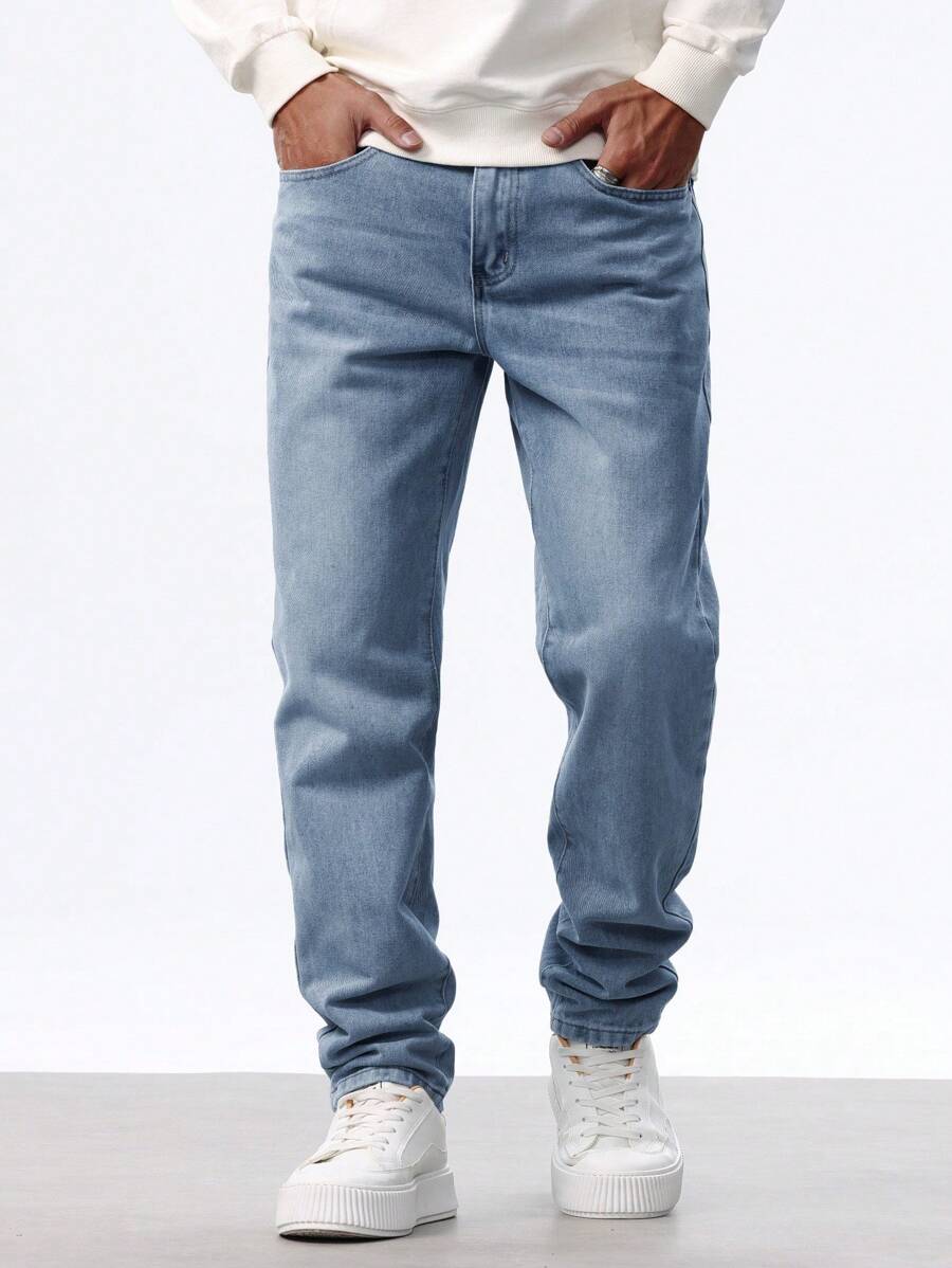 Manfinity Homme Men's Casual Straight Loose Fit Pockets Jeans, Versatile Jeans For Men - Medium Wash - View 1