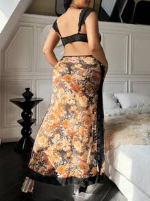 Plus Size Floral Print Contrast Lace Sexy Nightgown