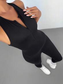 Chiquease Women's Sleeveless Solid Color Backless Moisture Wicking Jumpsuit - Black - View 3