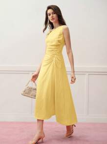 MOTF PREMIUM 亚麻不对称领口褶饰连衣裙