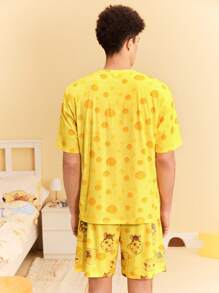 TOM & JERRY X SHEIN Men's Cute Cartoon & Cheese Print Short Sleeve Top And Shorts Pajama Set, Summer