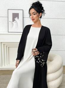 Yasmyna Women's Daisy Mesh Panel Flare Sleeve Arabic Style Abaya, Modest Robe - Black - View 5