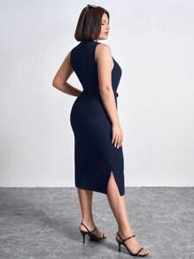 Chikora Plus Size Solid Color Slim Fit Sleeveless Dress With Side Slit,Office Outfits For Women - Royal Blue - View 2