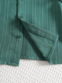SHEIN 2 件婴儿苔绿色纹理面料 Polo 领短袖上衣和松紧腰裤套装，休闲百搭服装，适合居家、上学和运动 - 墨綠色 - 查看 5