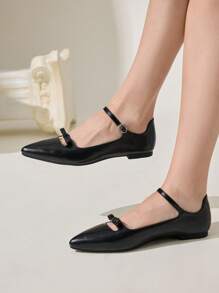 CUCCOO CHICEST 黑色优雅尖头蝴蝶结扣百搭平底一脚蹬女鞋 - 黑色 - 查看 3