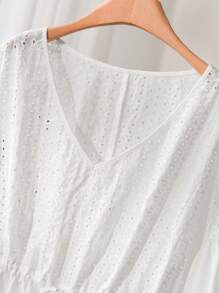 SHEIN Essnce Plus-Size White Shirt For Ladies, Summer Vacation Top Summer Tops Summer Outfits For Women Crop Tops Women,Going Out Tops Vacation Outfits Woman Cute Summer Tops Funny Shirts Rave Top - White - View 7