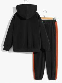 SHEIN Tween 男童休闲两件套，包括带彩色拼接和拉链开合的连帽毛衣，保暖内衬，搭配侧缝运动裤，针织面料 - 黑色 - 查看 2