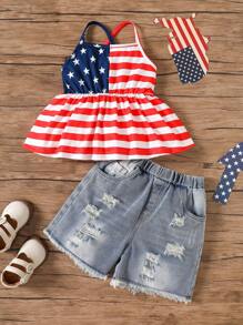 SHEIN Set de 2 piezas de camiseta sin mangas con volantes y shorts vaqueros, conjunto informal de verano para niñas jóvenes para el 4 de julio