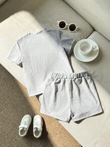 SHEIN 2 件套幼儿男婴夏季休闲日常时尚简约爸爸迷你标语 3D 印花短袖 T 恤和短裤套装，0-3 岁 - 藍色 - 查看 2