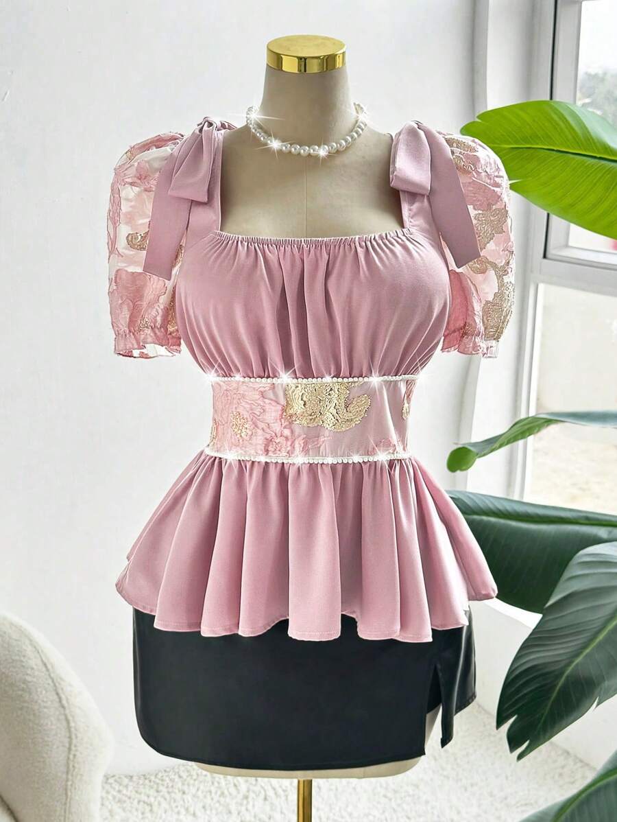 SHEIN Unity 大码女式方领泡泡袖肩部蝴蝶结腰部套装珠饰荷叶边衬衫,适合派对、约会、日常穿着 - 淺粉色 - 查看 1