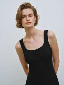 Lumivelle Damen minimalistische lässige lange Träger-Midikleid mit quadratischem Ausschnitt, Drop-Shoulder - Schwarz - Übersicht 6