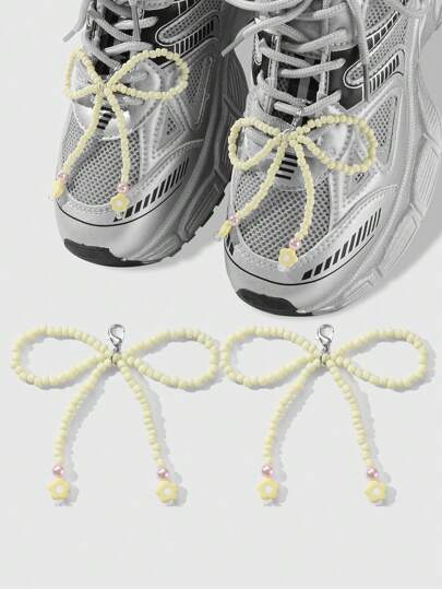 Kawaii 2 pièces/Ensemble Clips de chaussure minimalistes et élégants fait main avec perles jaunes, perles de verre rose, fleur & nœud, accessoires décoratifs polyvalents, convient pour les femmes, cadeau pour un port quotidien ou les jours fériés