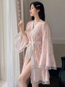 DAZY Bata de kimono con estampado floral, encaje y volantes en los bordes